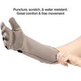 thumbnail image 2 of Guantes de aseo para mascotas PetFusion resistentes a perforaciones y al agua, 2 of 7