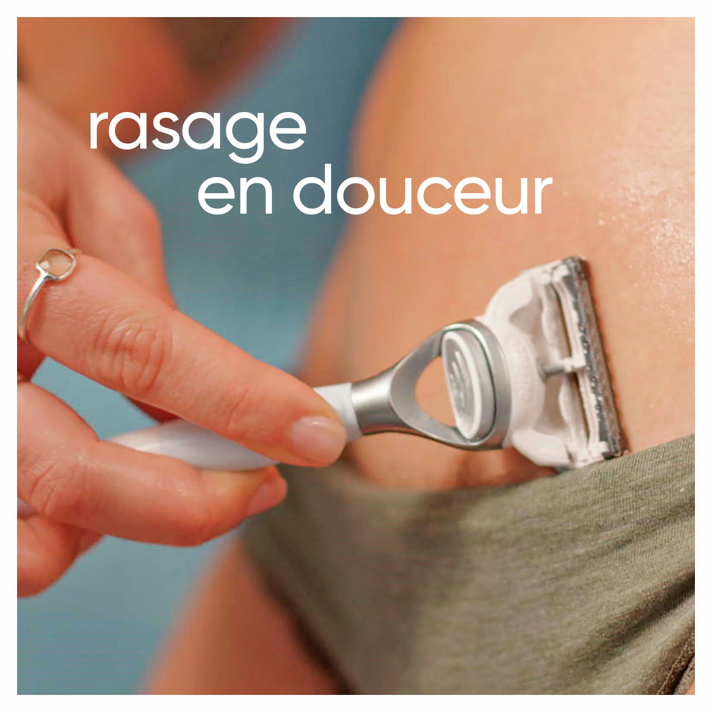 Gillette Venus for Pubic Hair and Skin, Women's Razor Blades, 4 Refills, 4 Refills