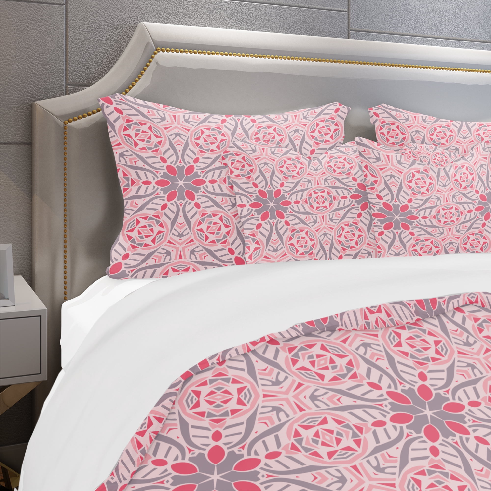 Designart 'Cute Abstract Mosaics Pattern' Bohemian & Eclectic Duvet Cover Set