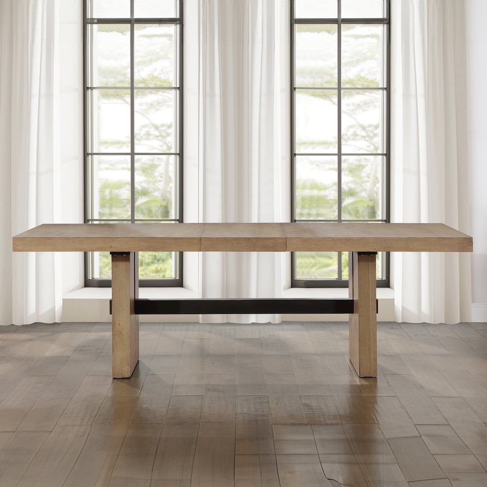 Steve Silver Aubrey 78-96" Dining Table w/18" Leaf