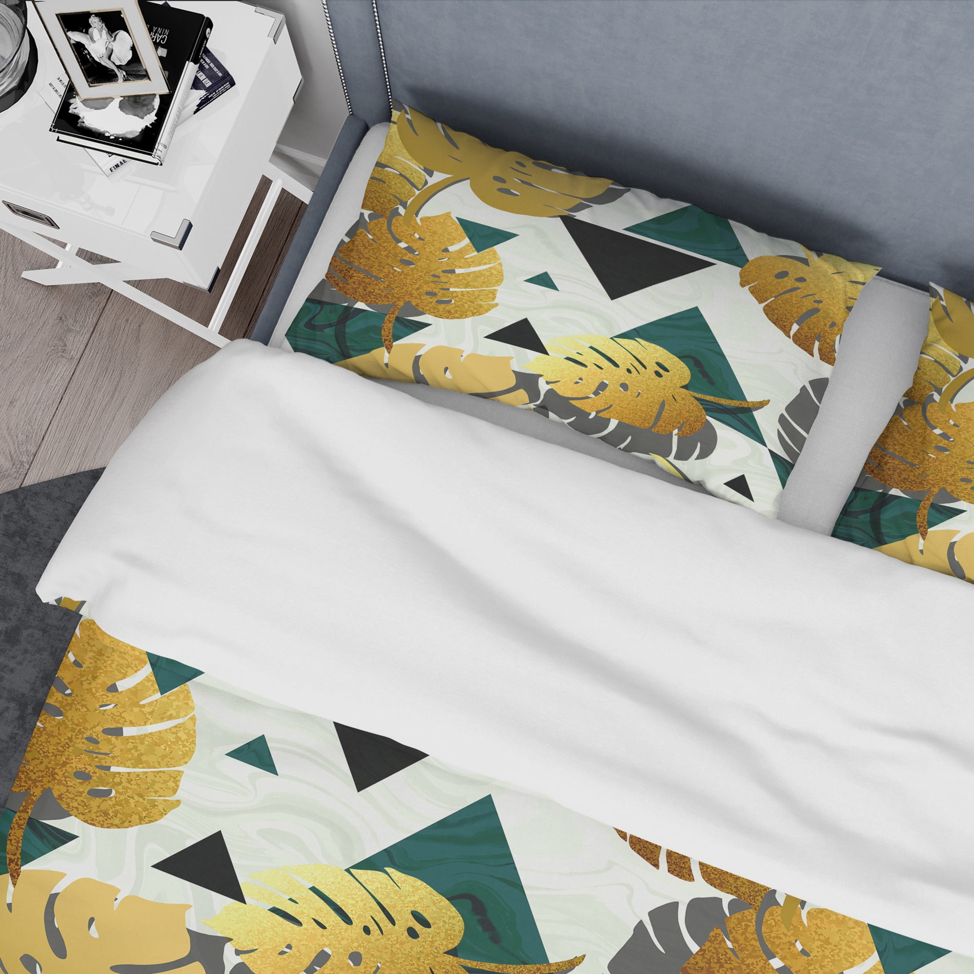 Designart 'Golden Foliage V' Mid-Century Modern Duvet Cover Set