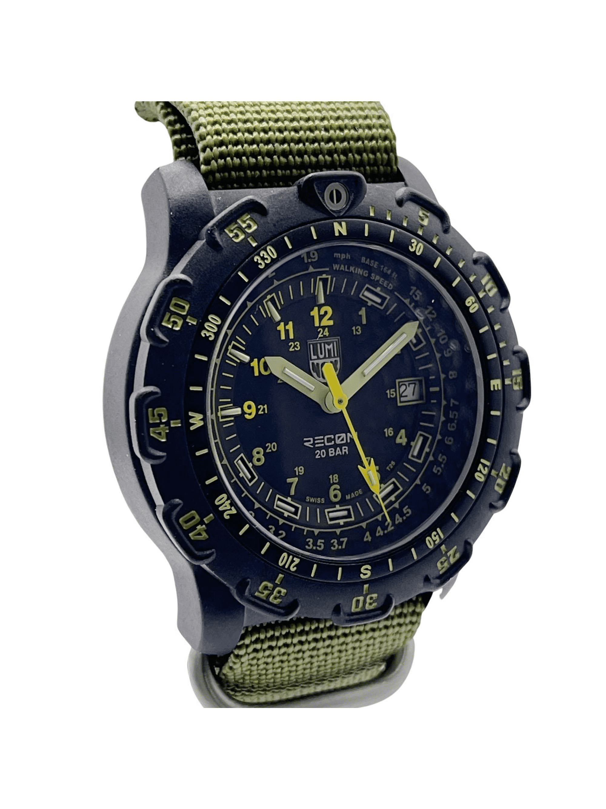 Luminox ルミノックス　XL.8826.MI　Recon　ミリタリー　黒緑 Luminox ルミノックス XL.8826.MI Recon ミリタリー 黒緑 - メルカリ