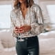 thumbnail image 3 of Top brillante de manga larga y cuello en V para mujer, ajuste entallado, camisa informal y moderna para el día a día o para fiestas, mezcla de poliéster, lavable a máquina, 3 of 7