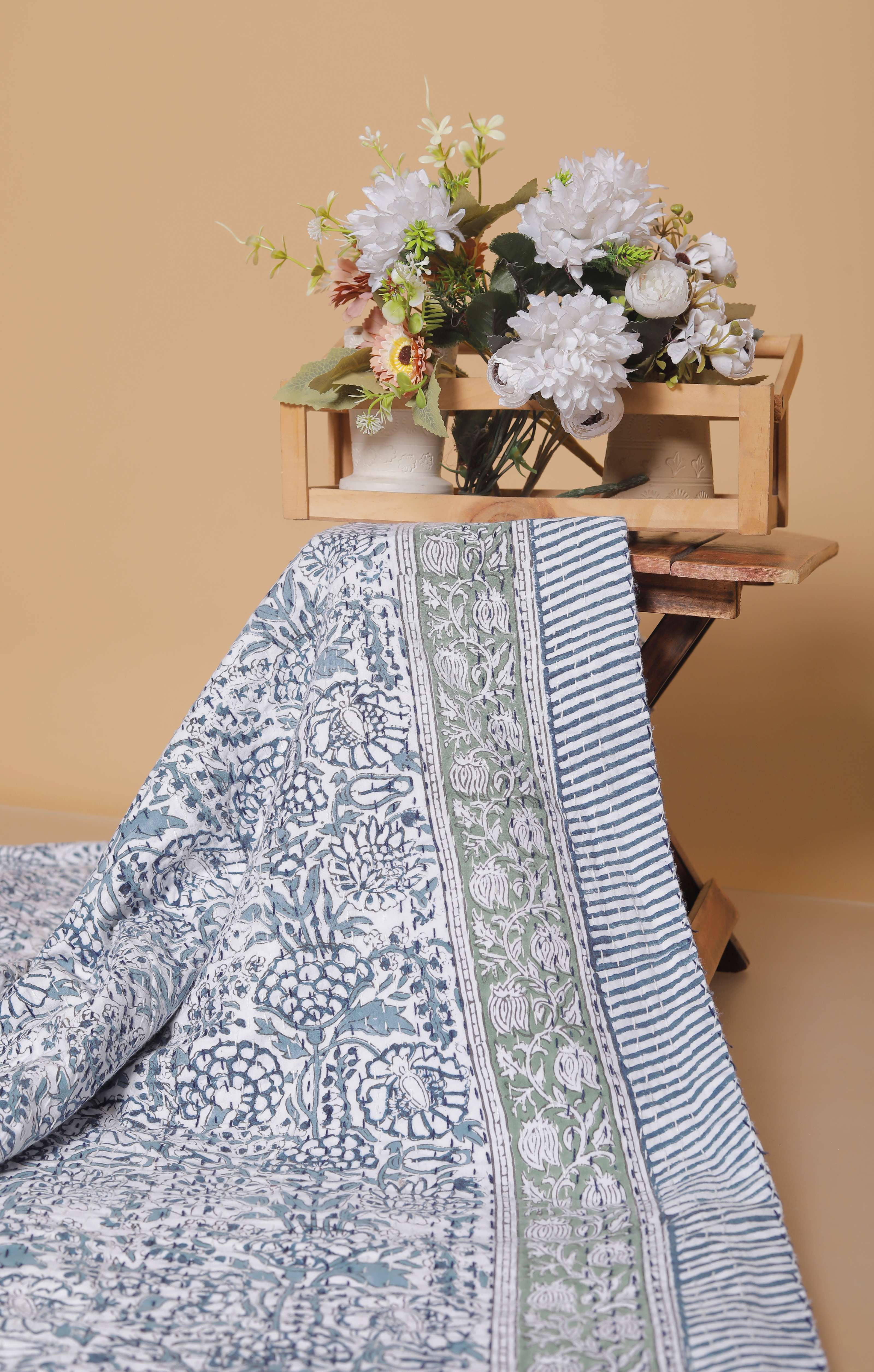 Yuvancrafts Kantha Quilt Collection Flowers Kantha Bedspreads, King - Reversible