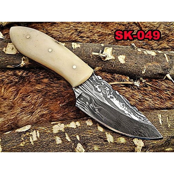 6.5" Long Damascus steel hand forged compact skinning Knife, 3" drop point full tang blade, Camel Bone scale, Cow hide Leather sheath