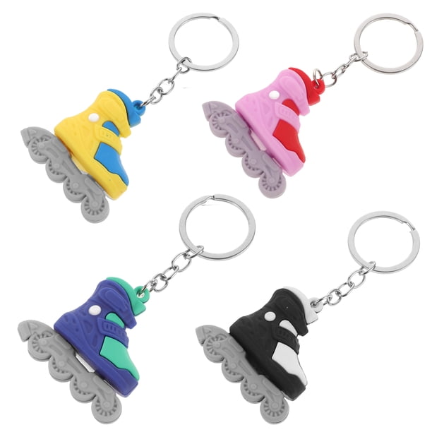 GOOHOCHY 4 colgantes con forma de patín para mochila, delicados llaveros de PVC.