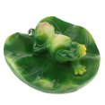 thumbnail image 4 of Ranas de resina flotando sobre hojas de loto para decorar estanques, fuentes y jardines., 4 of 9