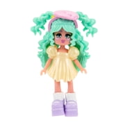 Royale High 3 inch School Spirit Fashion Pack: Art - 1 Figure with 15 Accessories