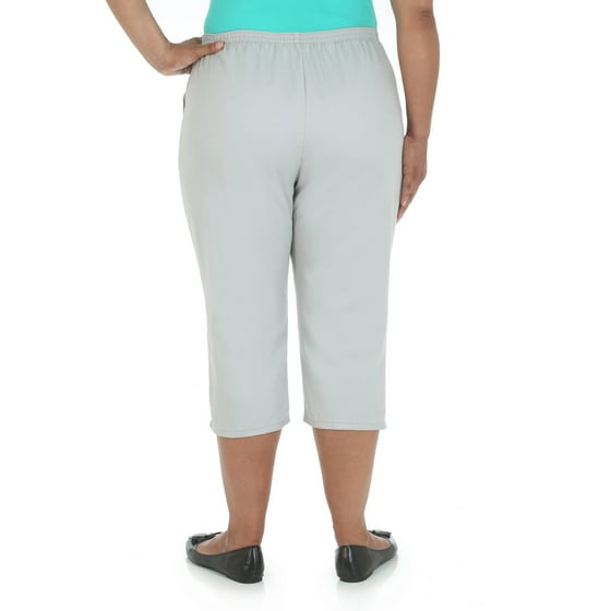 Chic Women's PlusSize Comfort Collection ElasticWaist Capri Pants