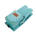 thumbnail image 1 of Interruptor de pie con pedal momentáneo con cable Interruptor de pie portátil Piezas de repuesto Tfs 402 para control de máquinas de fábrica, 1 of 7