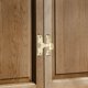 thumbnail image 3 of Cerradura para puerta corrediza de granero con pestillo abatible de 90 degree y 180 degree Luz de oro, 3 of 9