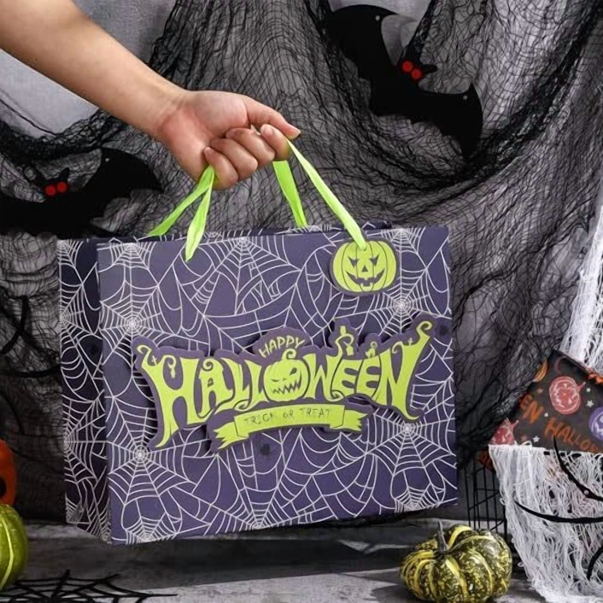 BUTTERFLY- Halloween Medium Gift Bags With Tissue Paper And Tag For Halloween - Purple