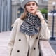 thumbnail image 2 of Bufanda cálida para mujer, manta de gran tamaño con borlas, chal de cuadros escoceses, suave y acogedor, tacto de cachemira, pashmina a cuadros, 2 of 5