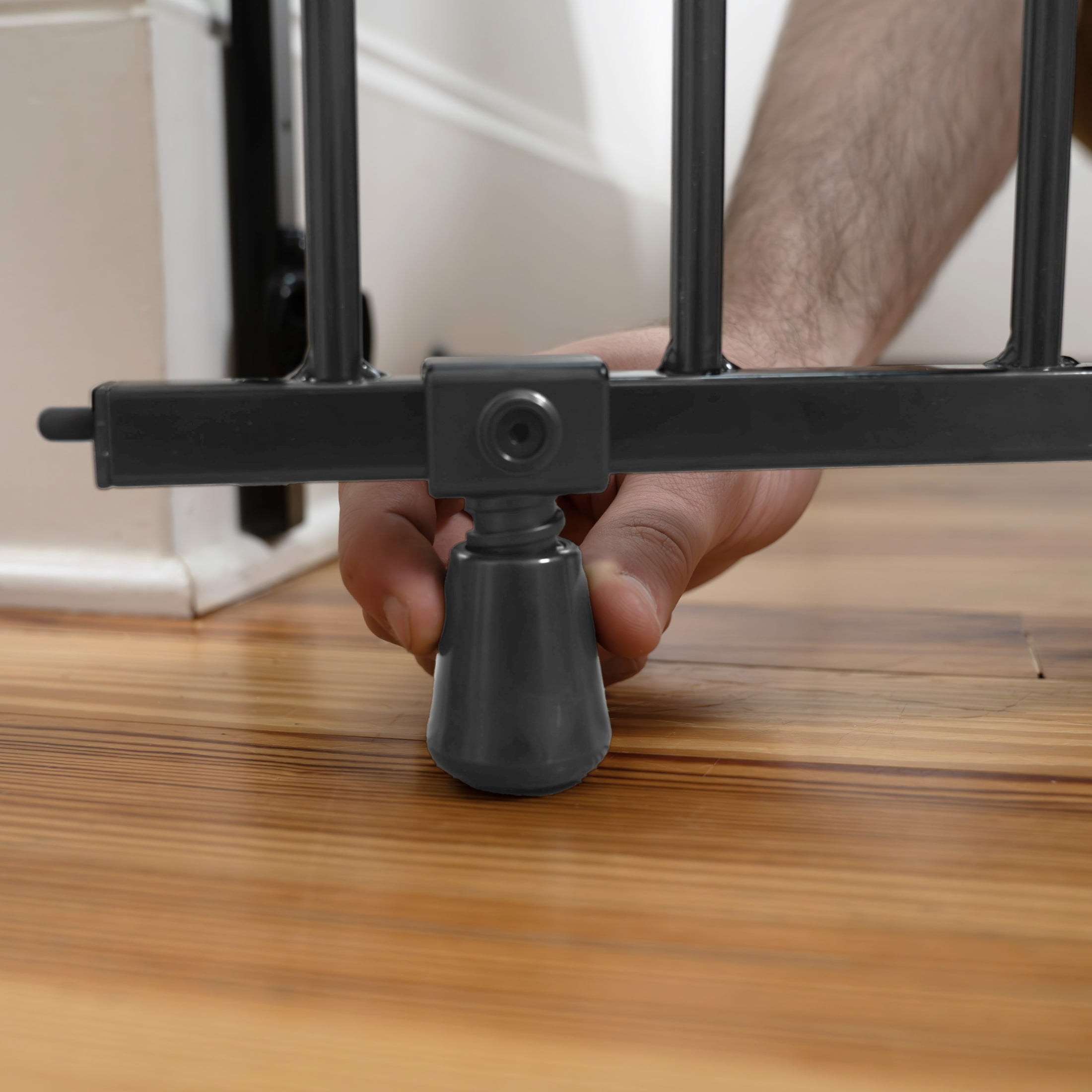 Summer by Ingenuity The Stairway+ 46W Series Pet and Baby Gate - Black