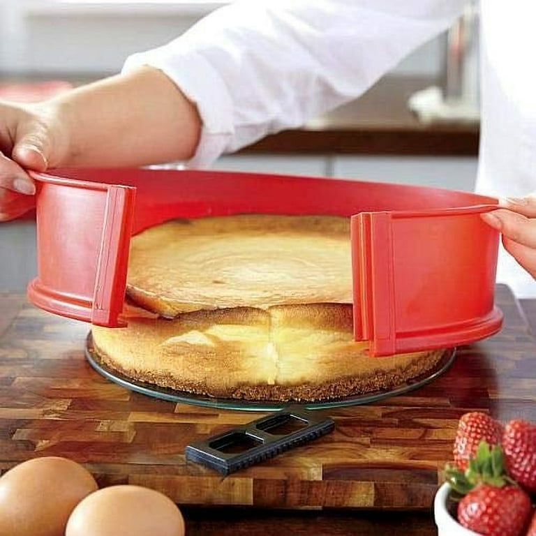 Springform Pan with Lid- 10” Nonstick Baking Cheesecake Pan with Travel  Friendly Snap-on Lid-Anti Warping Carbon Steel Bakeware by Classic Cuisine  