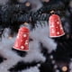 thumbnail image 5 of xihome Pack de 2 campanas navideñas de hierro forjado con diseño festivo nevado - Adornos rojos para colgar en la ventana, ideales para la decoracin navideña del hogar., 5 of 6