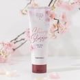 thumbnail image 3 of Crema para cuerpo flor de cerezo - cherry blossom, 3 of 4