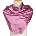 thumbnail image 4 of Nvzi Conjunto de 3 pañuelos de seda rosa oscuro de 35,43 × 35,43 pulgadas, pañuelo cuadrado de satén suave para mujer, accesorio de moda para el cabello., 4 of 5