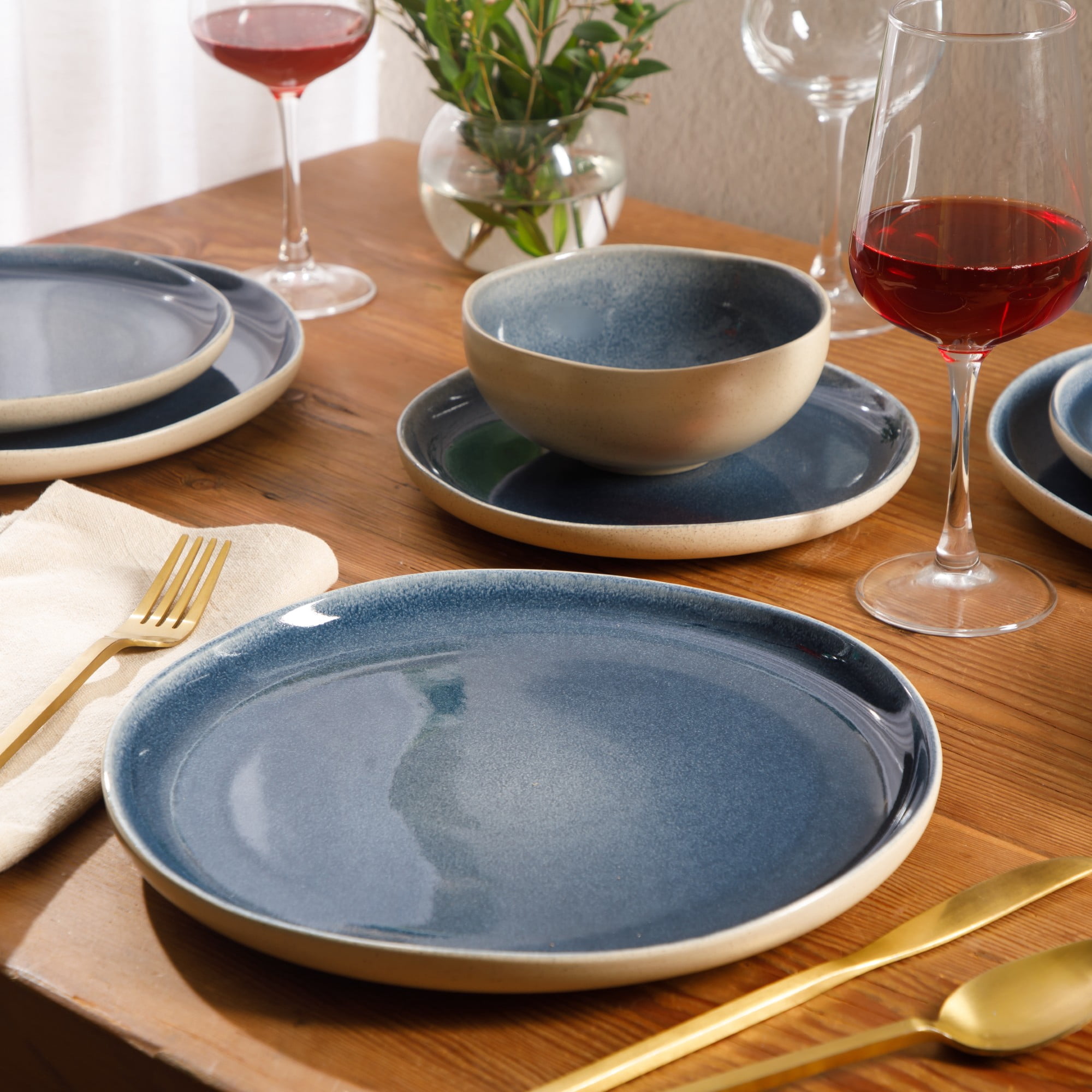 Gibson Elite Manila Bay 12-Piece Stoneware Dinnerware Set, Service for 4, Reactive Glaze Modern Artisan Plates, Bowls & Mugs, Blue, Round Design