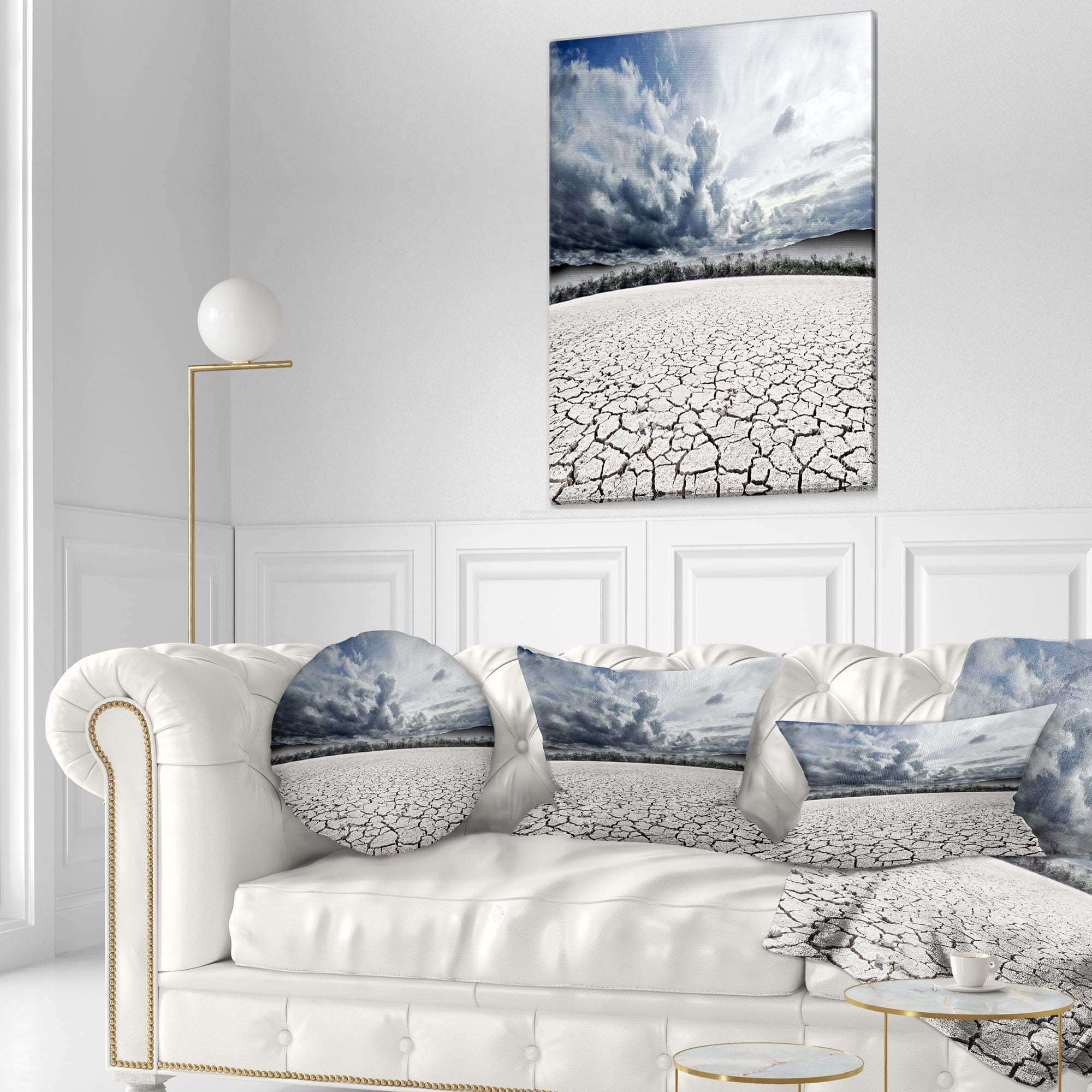 Designart Desert Dreamscape - Landscape Photo Throw Pillow - 12x20