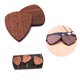 thumbnail image 3 of Ceja metálica para guitarra con 2 púas de madera de nogal negro, ideal para guitarra acústica, clásica y ukelele., 3 of 6