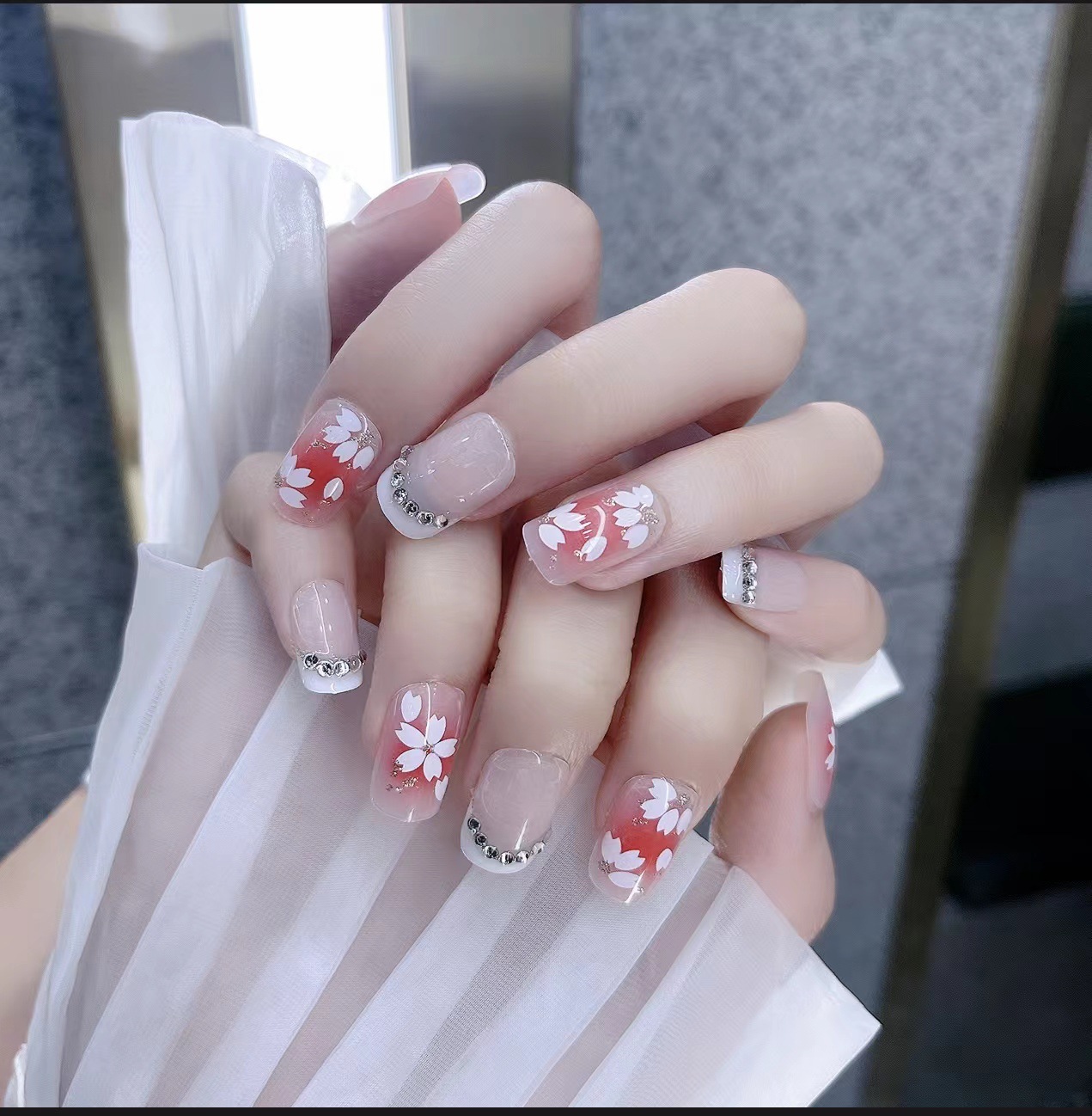 Luxury Press on Nails Short Fake Nails Square Glue on Acrylic Nails