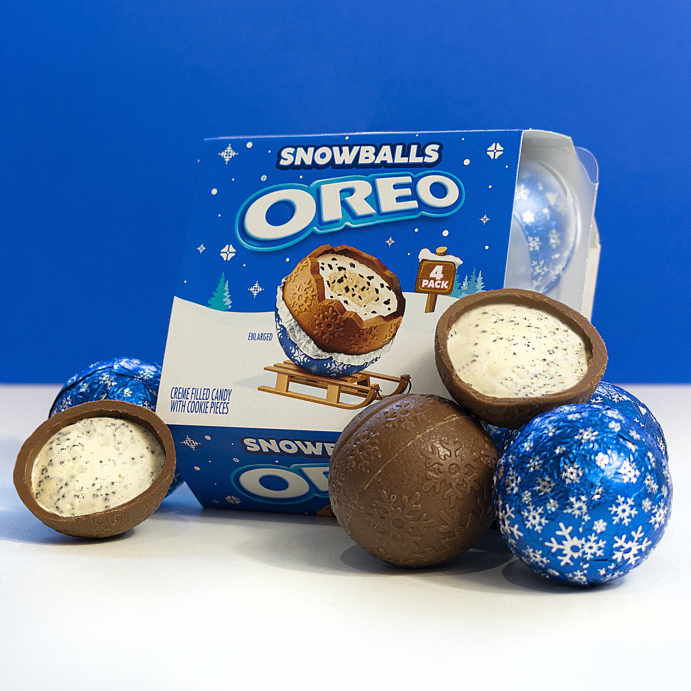 (2 pack) OREO Chocolate Snowballs, Creme Filled Holiday Candy with Cookie Pieces, 4 Pack