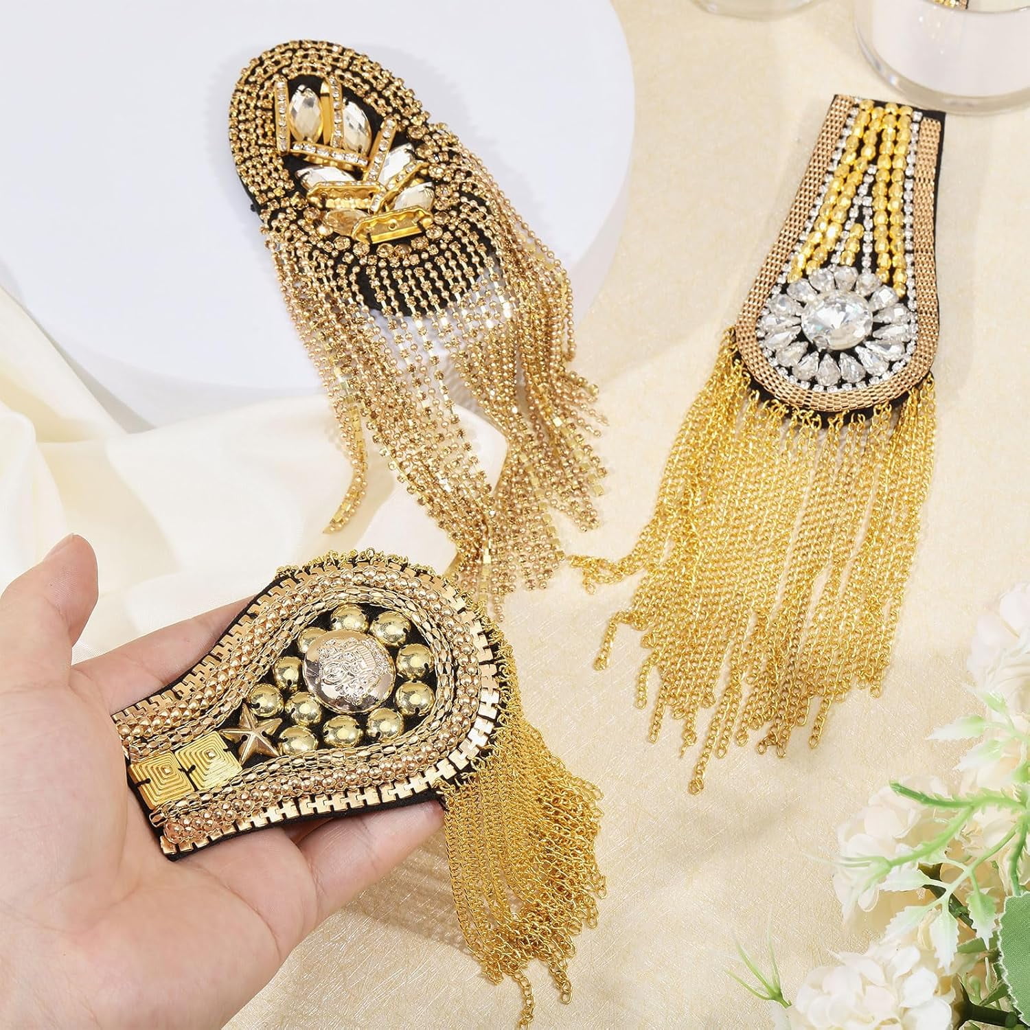 6Pcs 3 Styles Rhinestone Tassel Shoulder Applique with Iron Chains Pin Fringe Patch Shoulder Badges Fringe Shoulder Epaulette Shoulder Badge for Women DIY Jacket Clothes for DIY