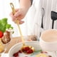 thumbnail image 2 of Juego de colador y cucharón de sopa dorado, cuchara de acero inoxidable, para cocinar (2 piezas), 2 of 7