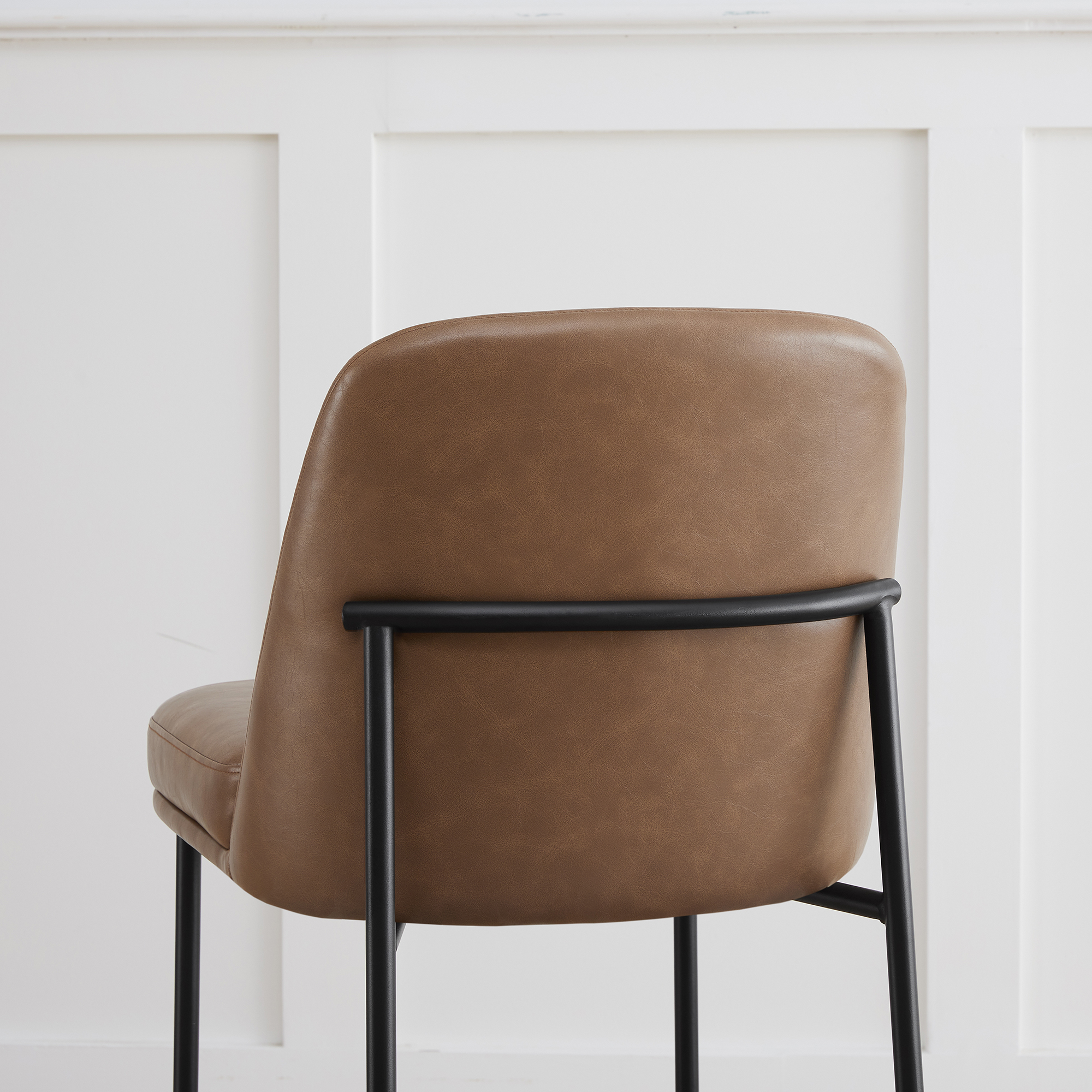 Spruce & Spring Modern 27-Inch Contemporary Counter Stool Set with Upholstered Seat and Metal Frame Set of 2, Saddle Brown Faux Leather