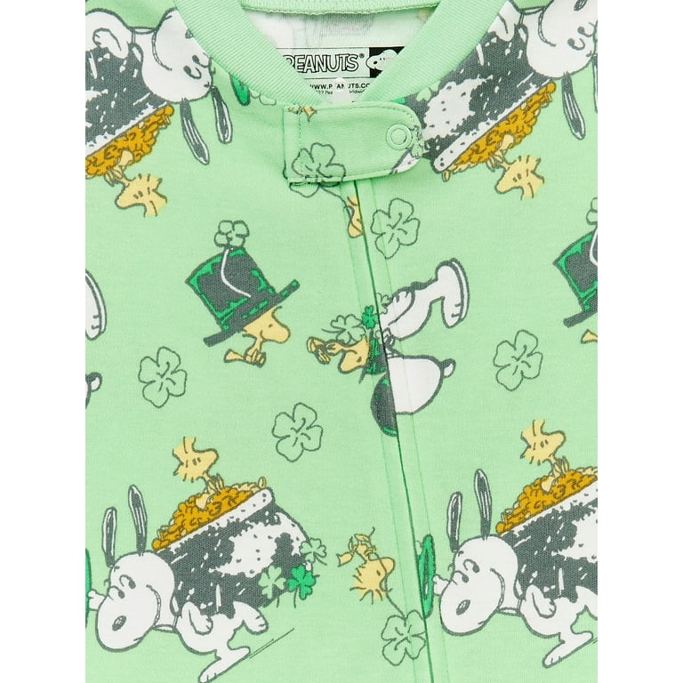 Snoopy peanuts deals st. Patrick’s Day Throw Blankets