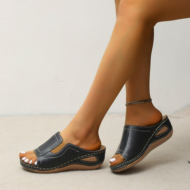 Black and cream sandals new arrivals