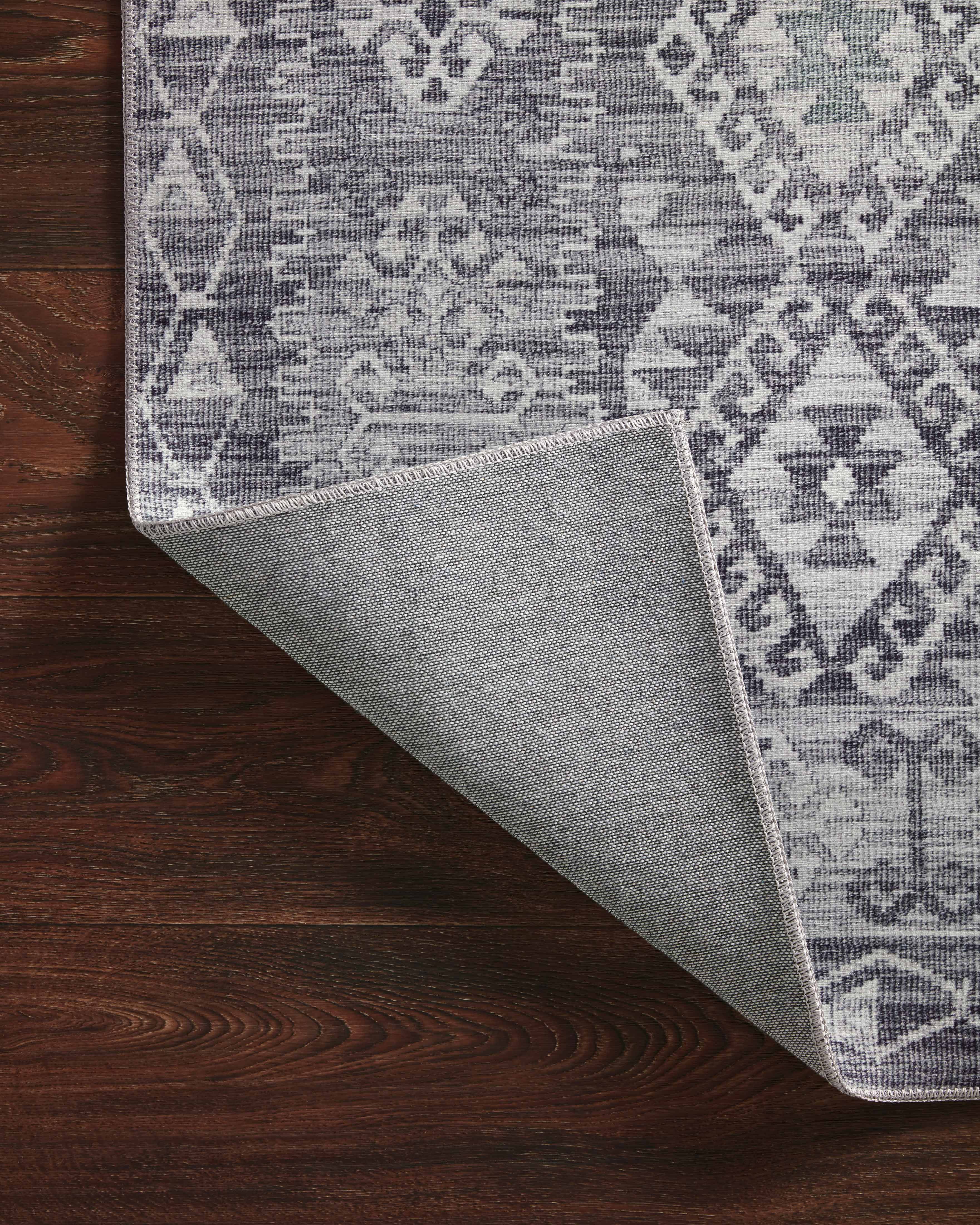 Turkish & Persian Kilim-Style Zion Charcoal / Slate Area Rug 2'-6" x 7'-6"