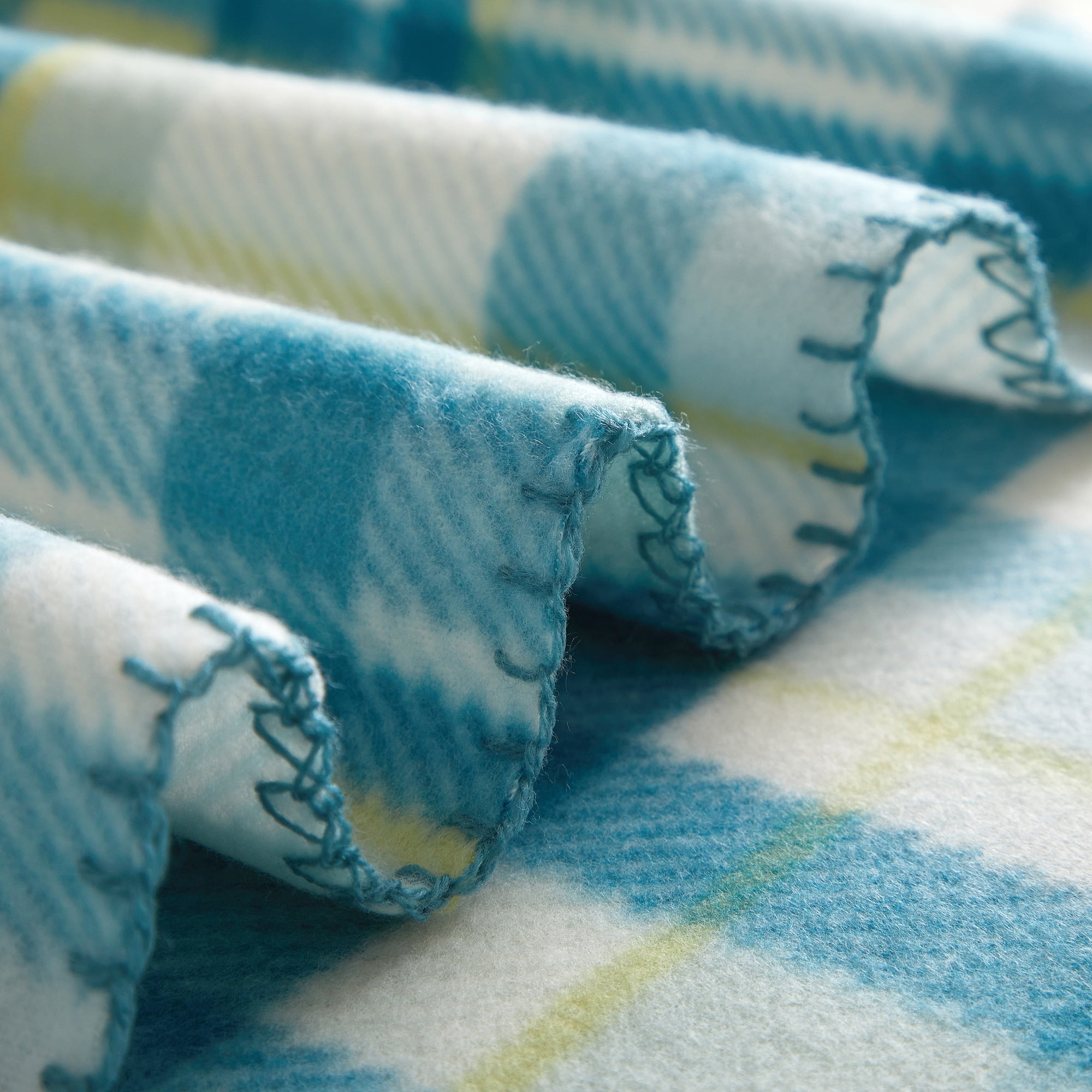 Mainstays Cozy Fleece Throw Blanket Teal Plaid 50" x 60", All Ages