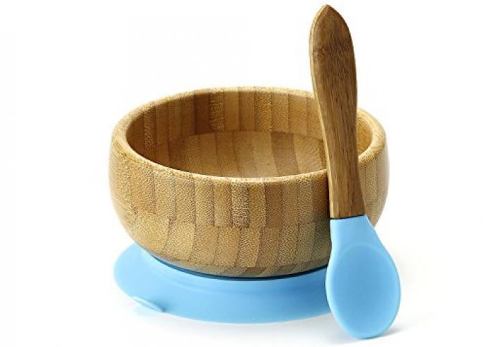 infant feeding spoons and bowls