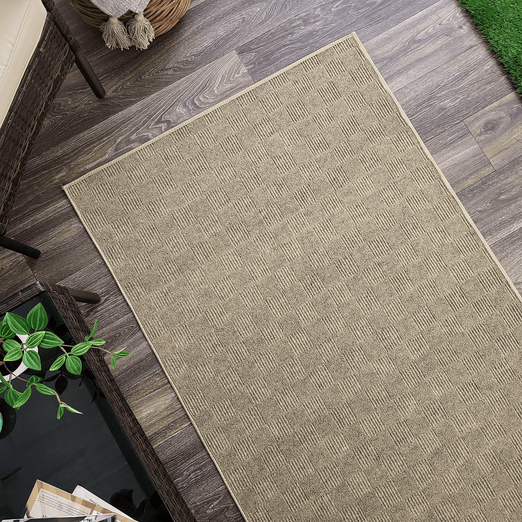 Koeckritz Rugs 8'x10' Chestnut Patchwork Indoor/Outdoor Rug Soft, Durable & Easy to Clean