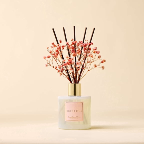 COCORRÍNA Sandalwood Rose Reed Diffuser Set with Dried Flowers, 6.7 fl oz Glass Bottle, Long Lasting Decor Scent for Bedroom, Bathroom & Indoor Spaces