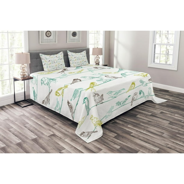 Birds Bedspread Set, Various Type of Birds Sitting and Chirping on