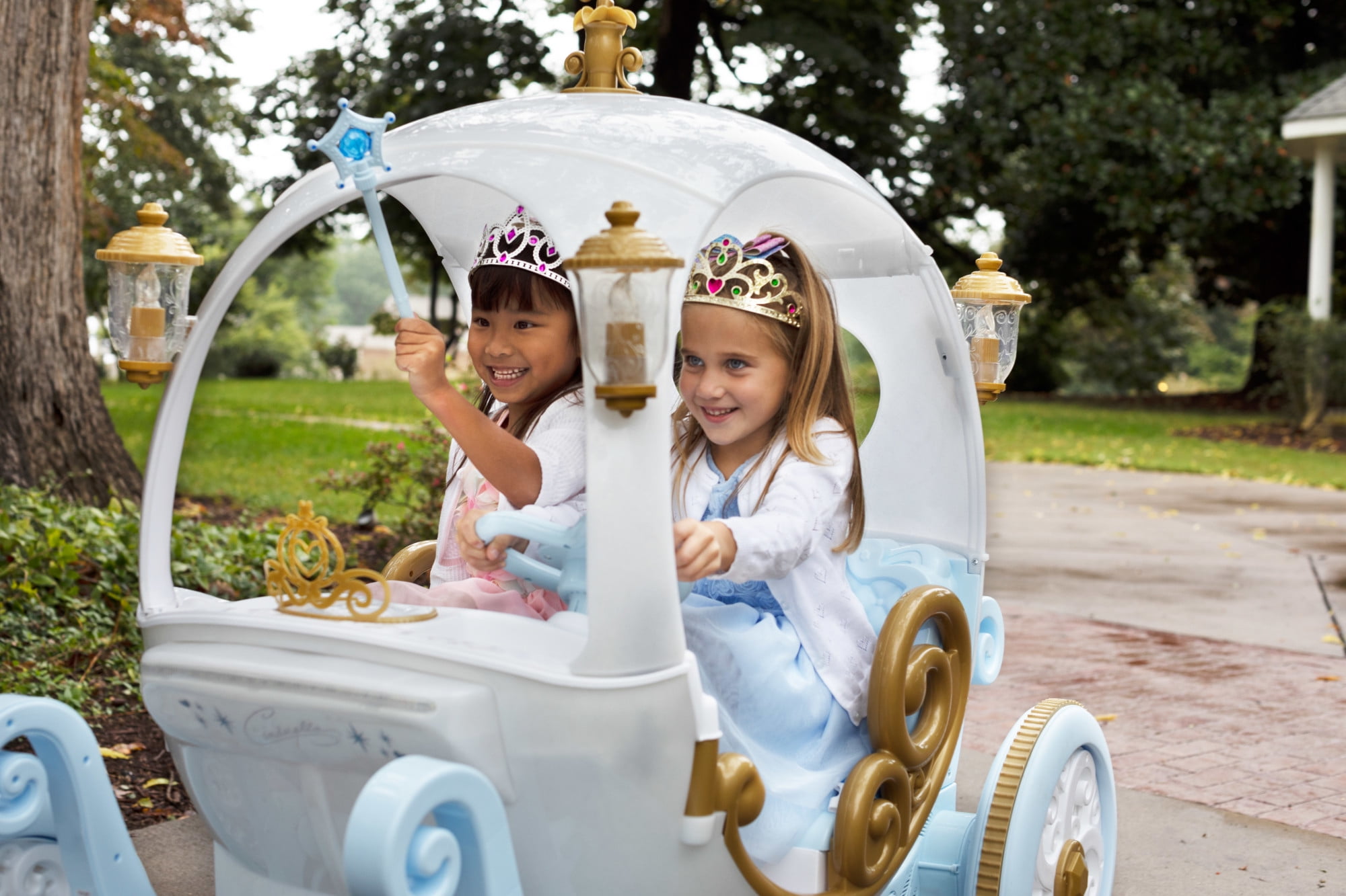Dynacraft hotsell princess carriage