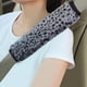 thumbnail image 4 of Funda protectora de hombro para cinturón de seguridad de coche de felpa acolchada con estampado de leopardo, 4 of 5