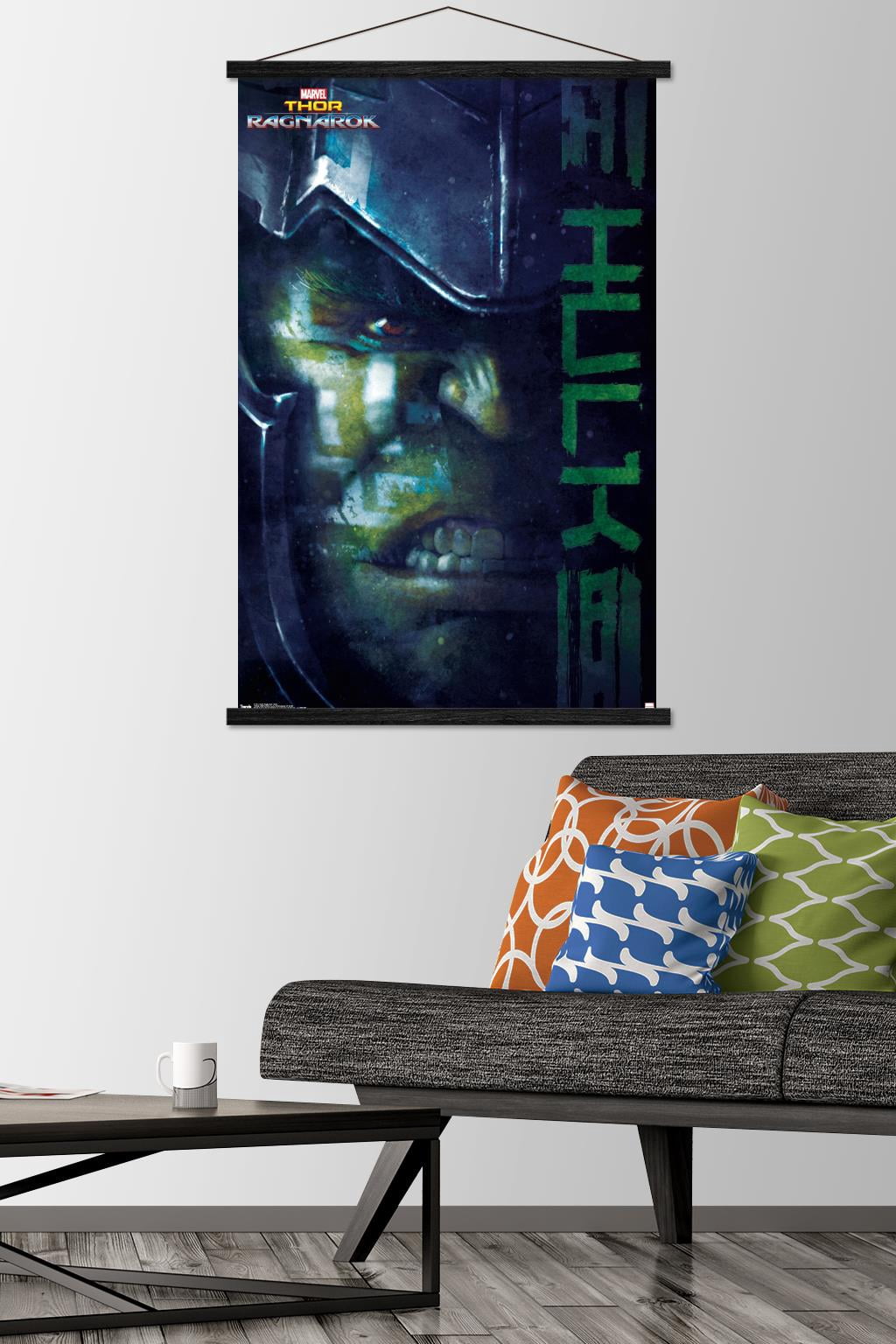 Marvel Cinematic Universe - Thor - Ragnarök - Hulk Wall Poster with Wooden Magnetic Frame, 22.375" x 34"