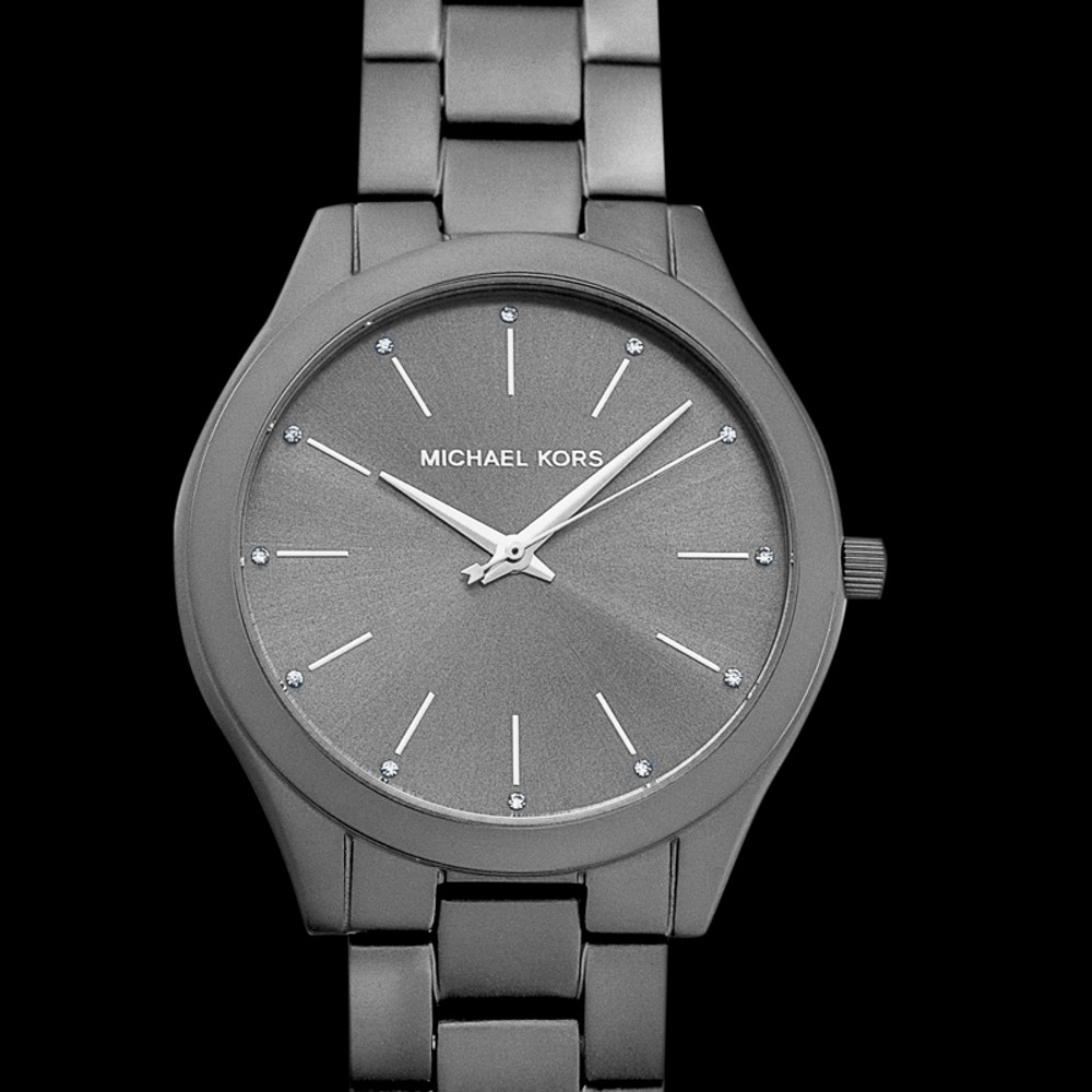 e8033eb0-f9b4-41c0-a435-  display picture 1