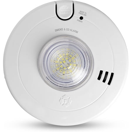 First Alert BRK Hardwire Combination Smoke & Carbon Monoxide Alarm with LED Strobe & 10-Year Battery Backup, 1-Pack