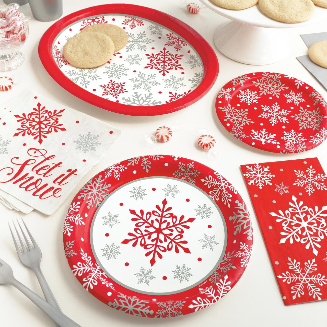 Artstyle Oval Paper Plate Bundle, Dazzling Winter Snowflakes Assortment,  200-count