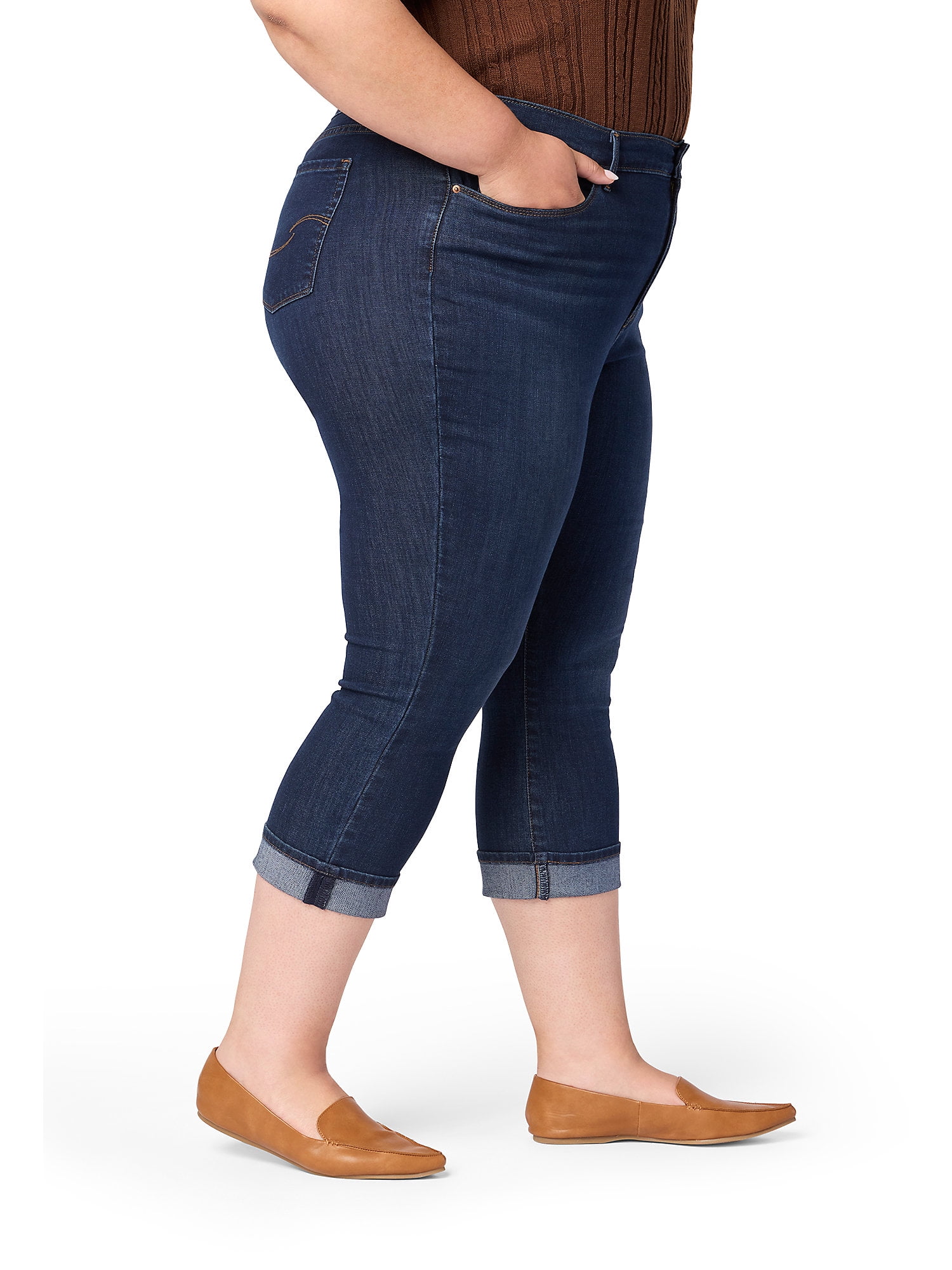 Levi Strauss Signature Women's Mid Rise Capri