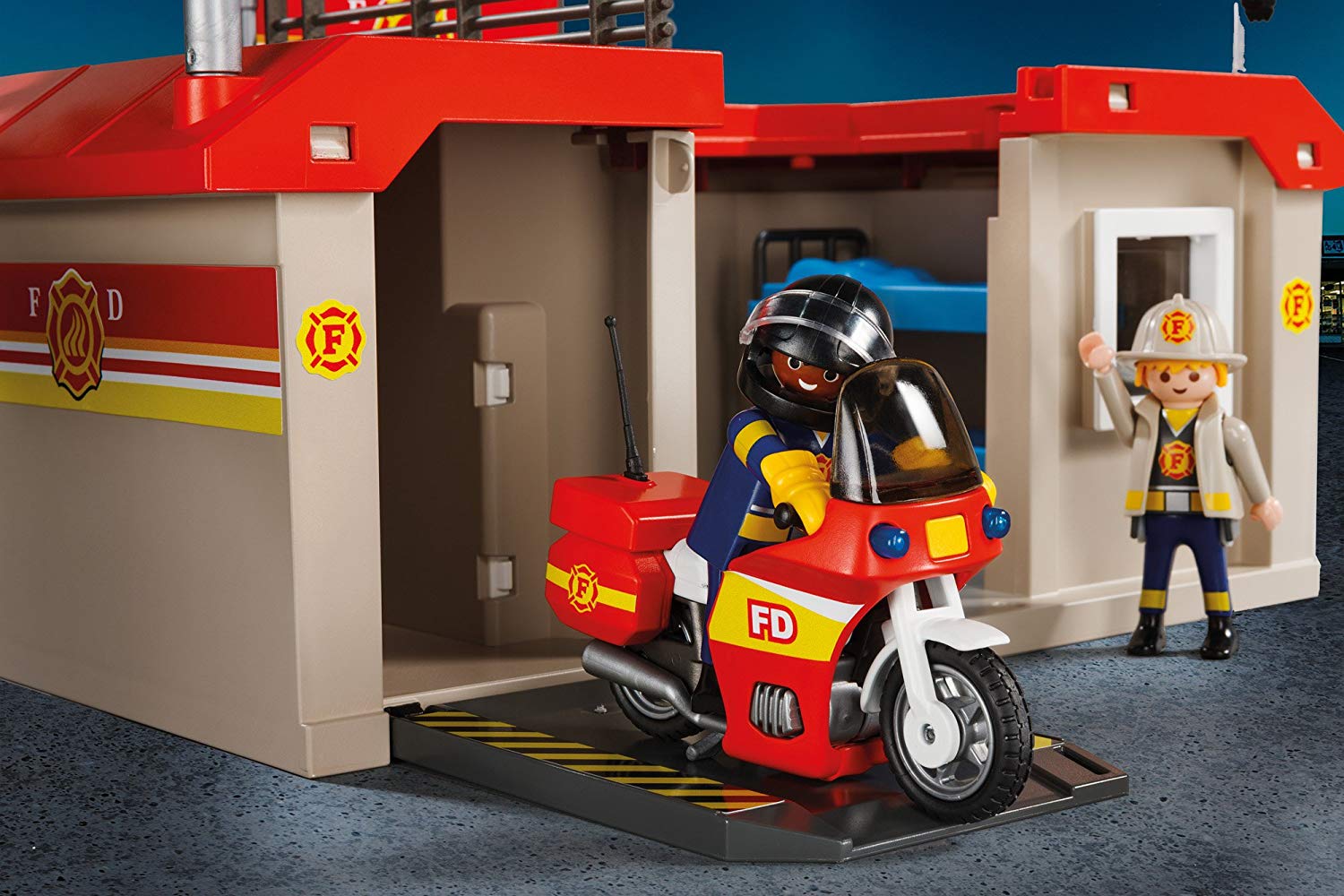PLAYMOBIL Take Along Fire Station - image 4 of 6