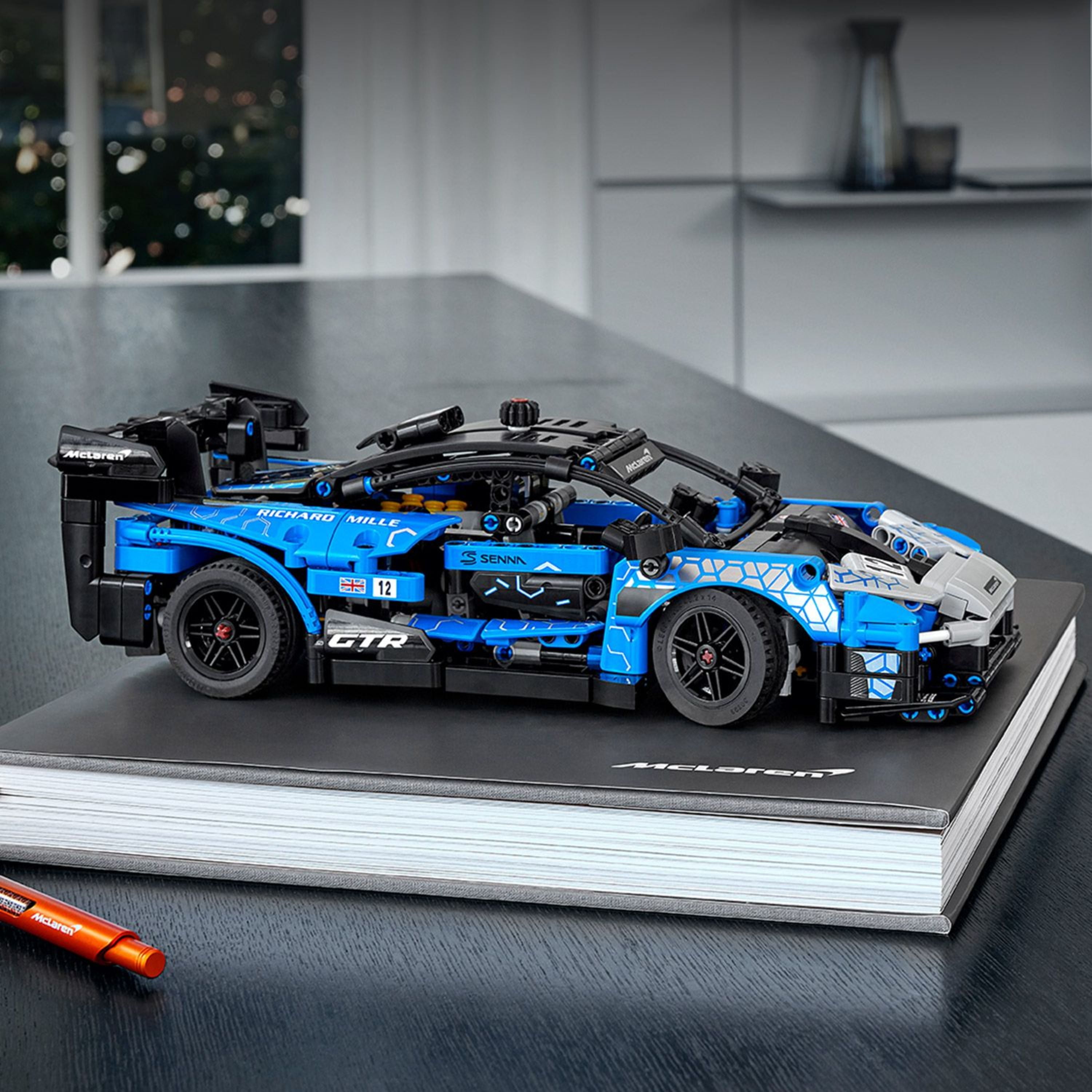  MYMG for Lego Technic McLaren Senna GTR 42123 Motor and Remote  Control Upgrade Kit, 2 Motors, App 4 Mode Control, Men's and Women's Toy  Gifts, Compatible with Lego 42123(Model not Included) 
