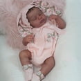 thumbnail image 3 of Muñeca Reborn GUESSBELLY Dormida 48 cm Piel Morena Oscura, 3 of 4