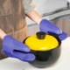 thumbnail image 3 of Guante de Silicona para Horno, Grueso y Resistente Al Calor | Agarre Mejorado, Diseño de Puntos Antideslizantes | Herramienta de Cocina Aislante y Duradera para Cocinar a La Parrilla, 3 of 6