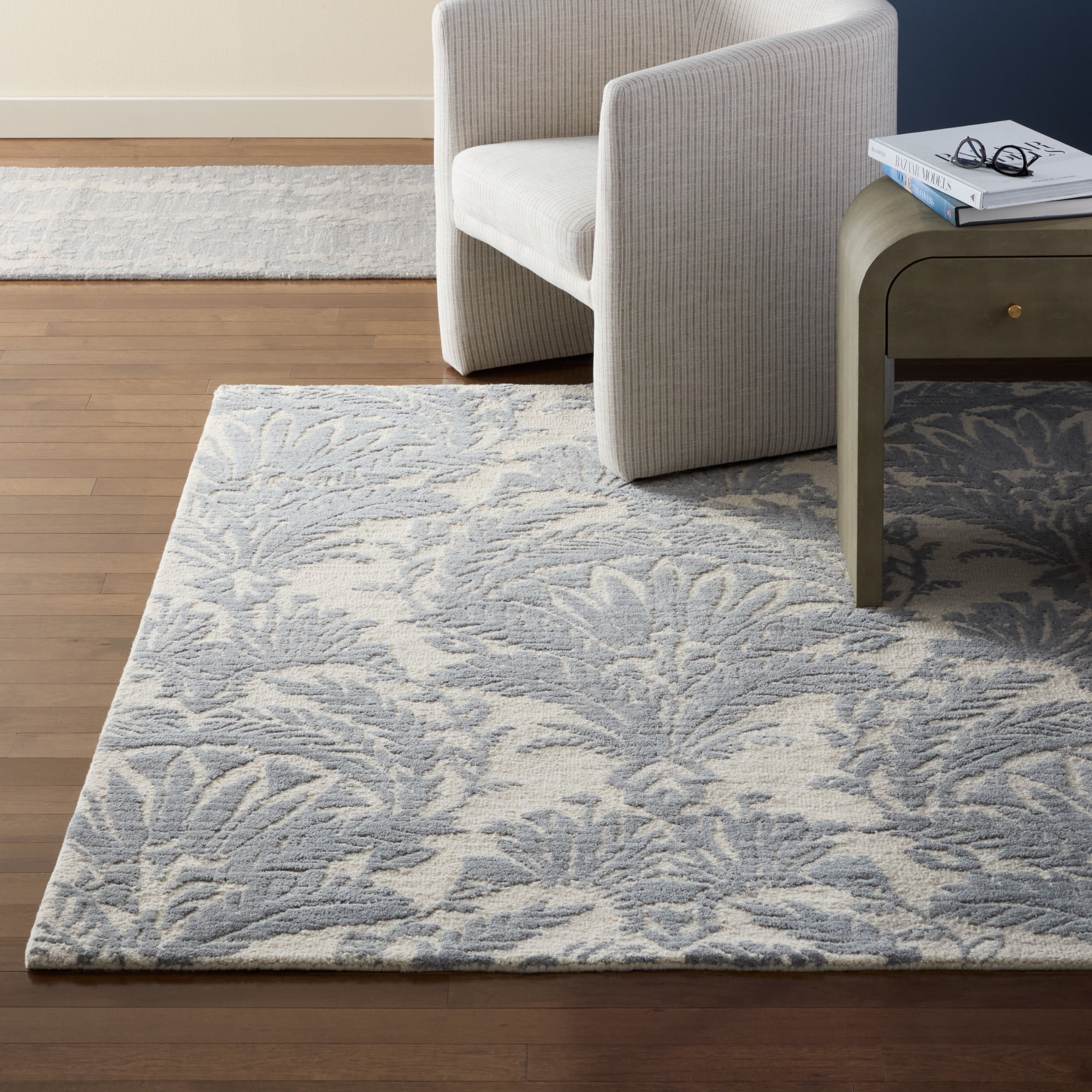 NICOLE MILLER NEW YORK Mod Damask Chambray Handcrafted Area Rug, 100% Wool Rug, Grey, 6'x9'